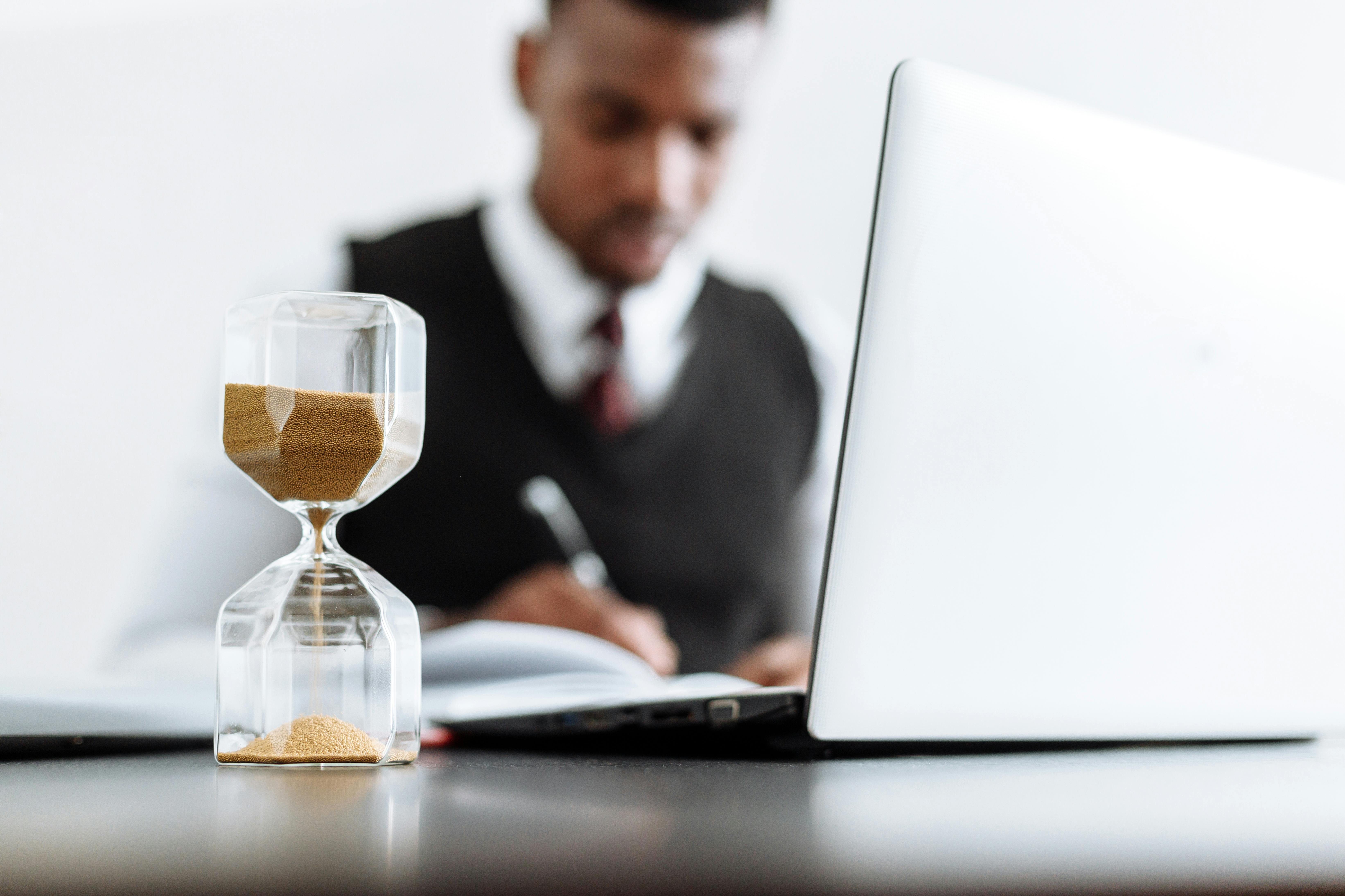 Lawyer consulting entrepreneurs